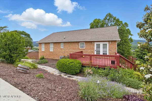 $334,900 | 262 Cresent Street, Harrogate, TN 37752