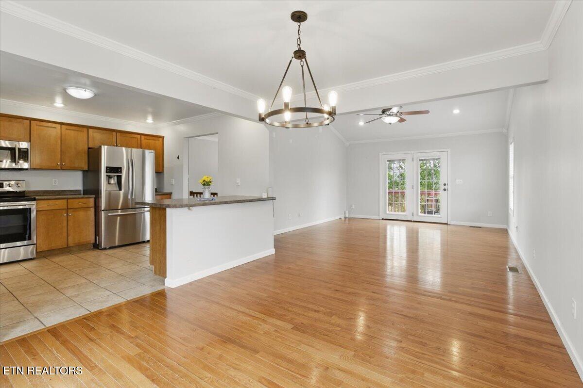 262 Cresent Street Harrogate, TN 37752 - Photo 6 of 34 17-Photo_003