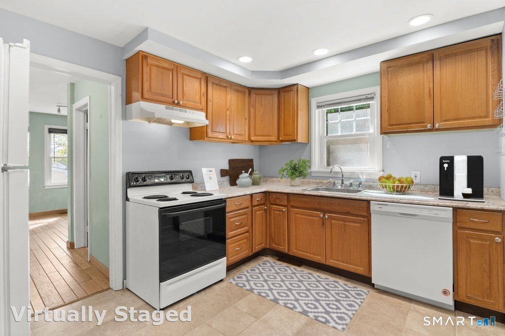 5 Sunrise Road, Unit 5 Westport, CT 06880 - Photo 31 of 33 Gallery Image 31
