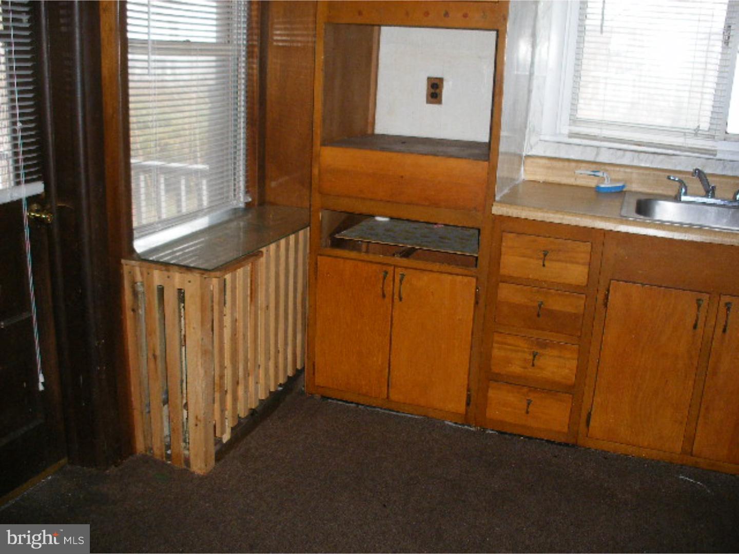 255 Coverly Road Upper Darby, PA 19050 - Photo 8 of 22