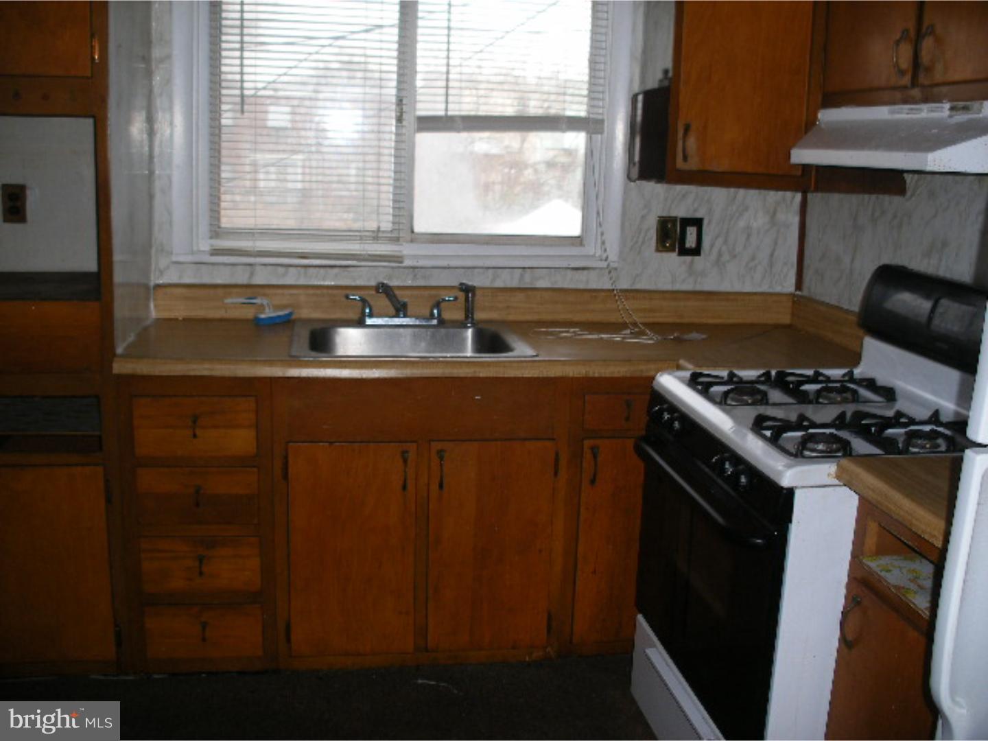 255 Coverly Road Upper Darby, PA 19050 - Photo 9 of 22