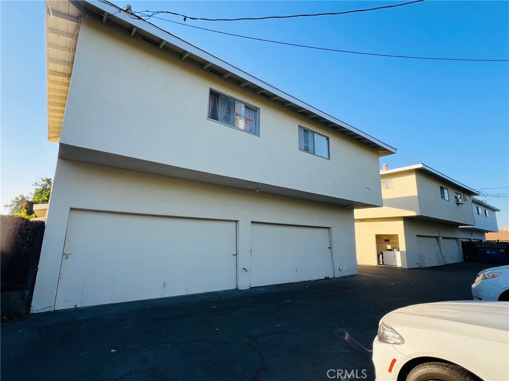 12922 Shackelford Lane Garden Grove, CA 92841 - Photo 7 of 12 a view of a house with a street