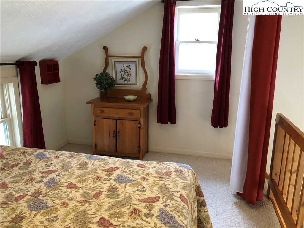 218 Spring Branch Road Beech Mountain, NC 28604 - Photo 22 of 30 Gallery Image 22