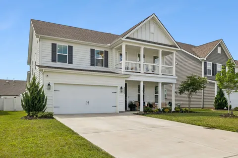 $687,500 | 3221 Chatfield Drive, Murfreesboro, TN 37129