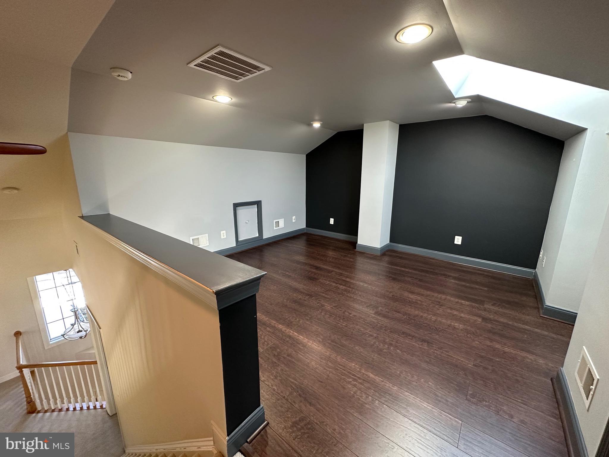 19901 Naples Lakes Terrace Ashburn, VA 20147 - Photo 19 of 34