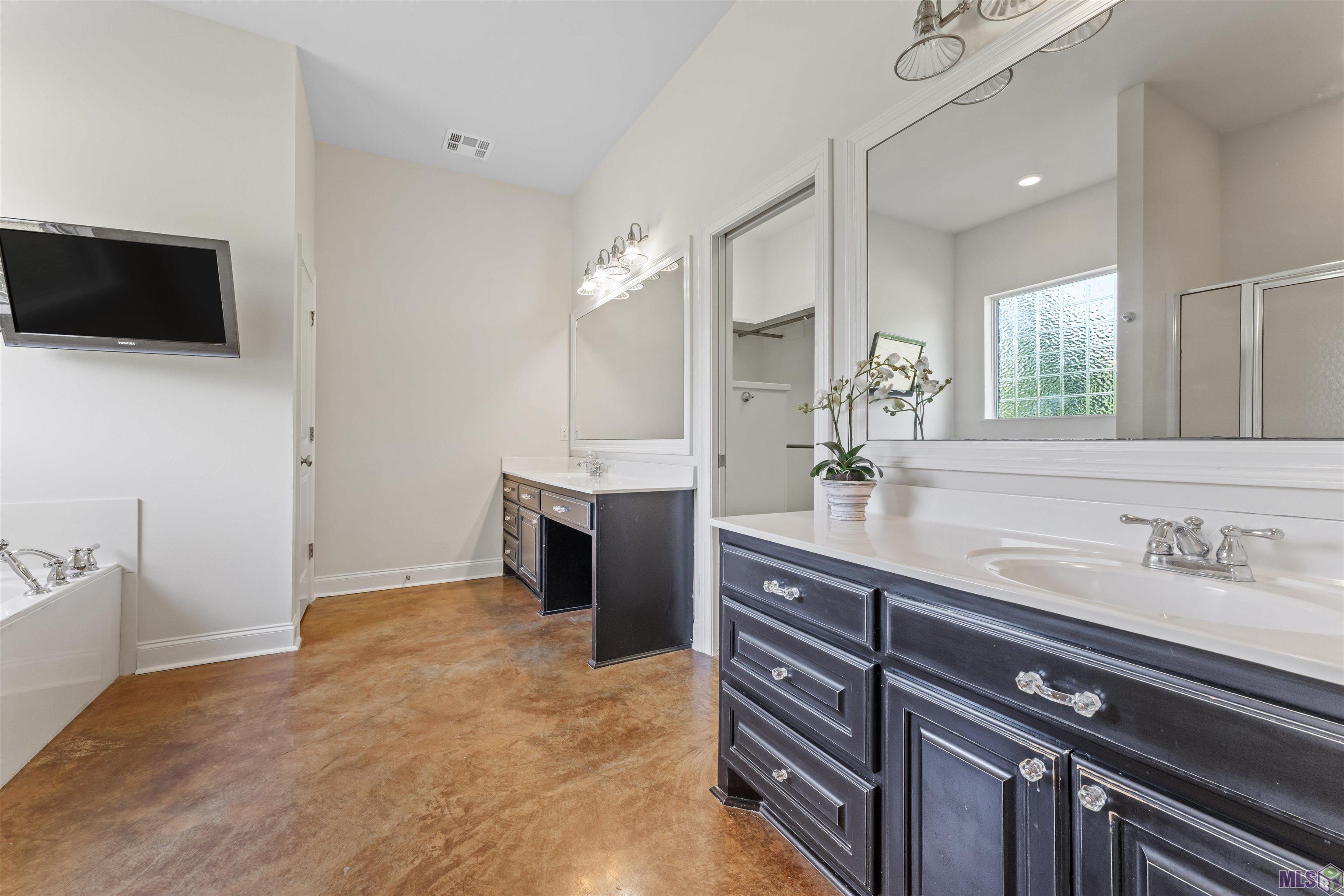 33050 Duff Road Walker, LA 70785 - Photo 12 of 33 Gallery Image 12