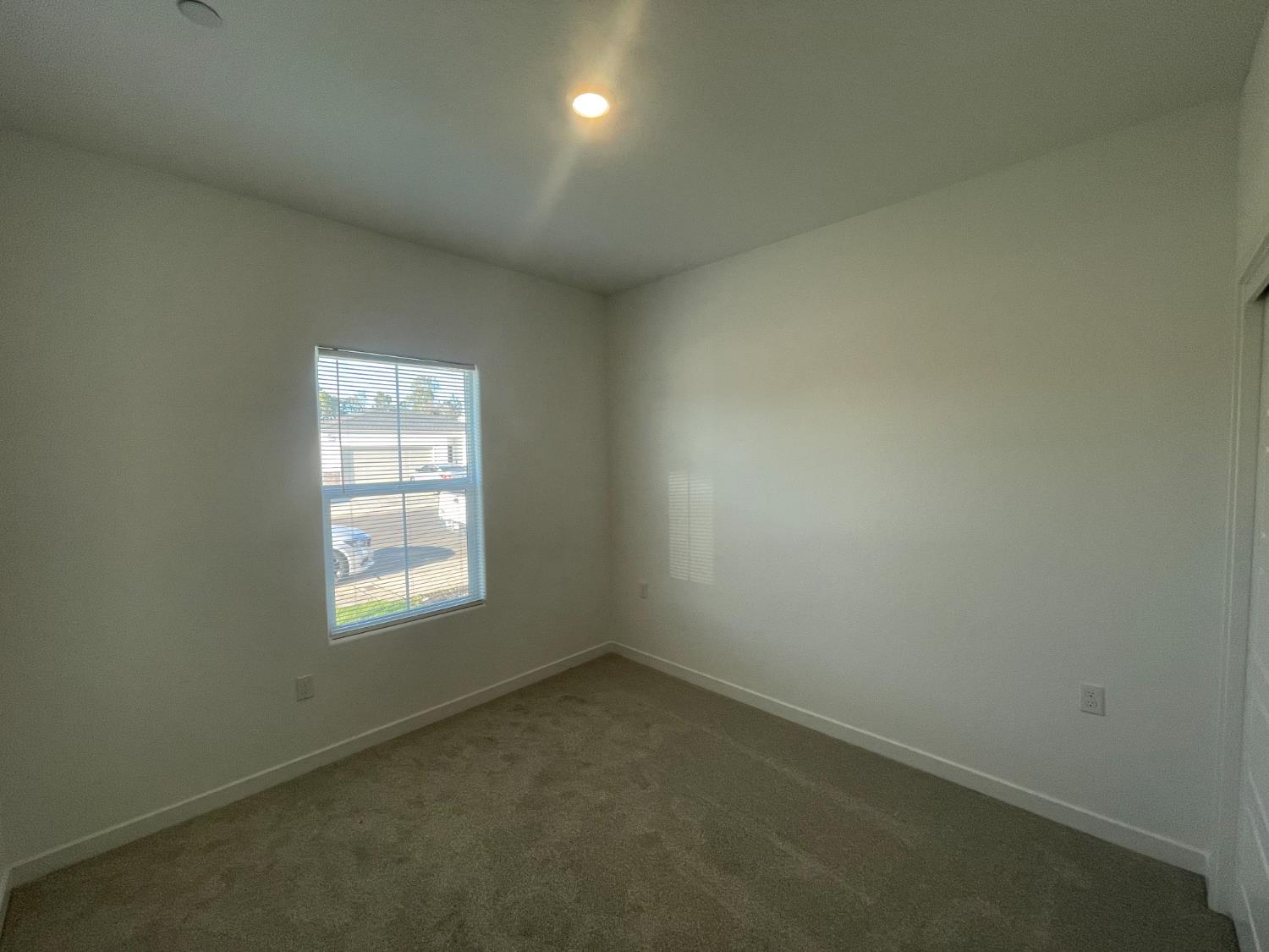 4275 Joaquin Avenue Clovis, CA 93619 - Photo 7 of 15