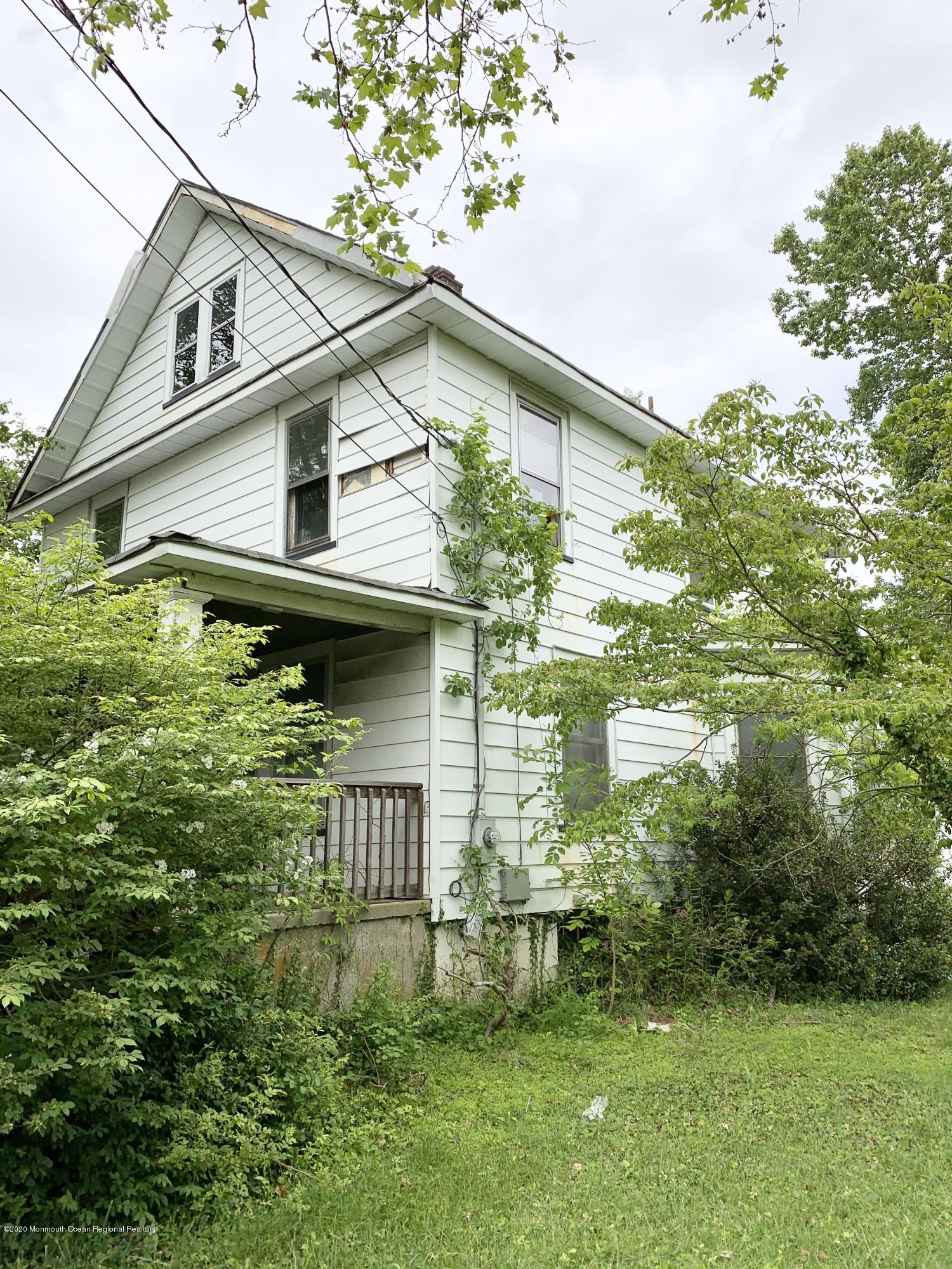 1 Herbertsville Road Howell, NJ 07731 - Photo 3 of 26 Right side view