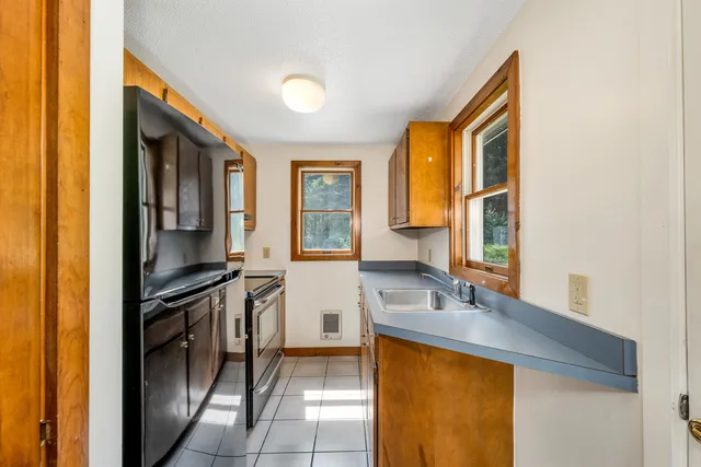 $299,000 | 44 Noyes Road, Tilton, NH 03276