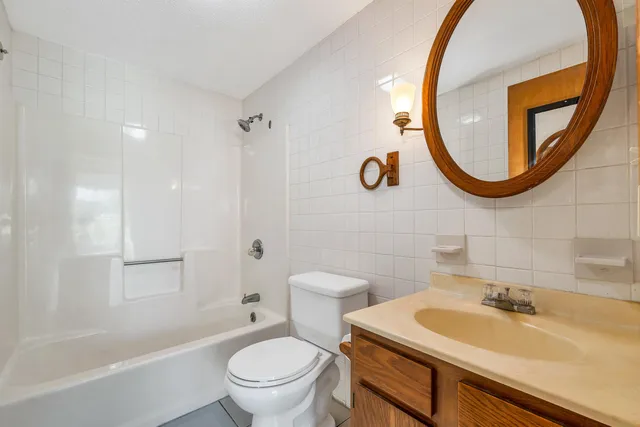 $299,000 | 44 Noyes Road, Tilton, NH 03276