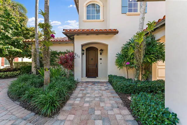 $3,595,000 | 611 White Pelican Way, Jupiter, FL 33477