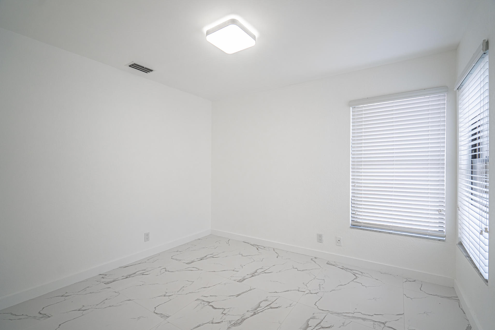 5536 Eton Court Boca Raton, FL 33486 - Photo 19 of 22 DSC09164