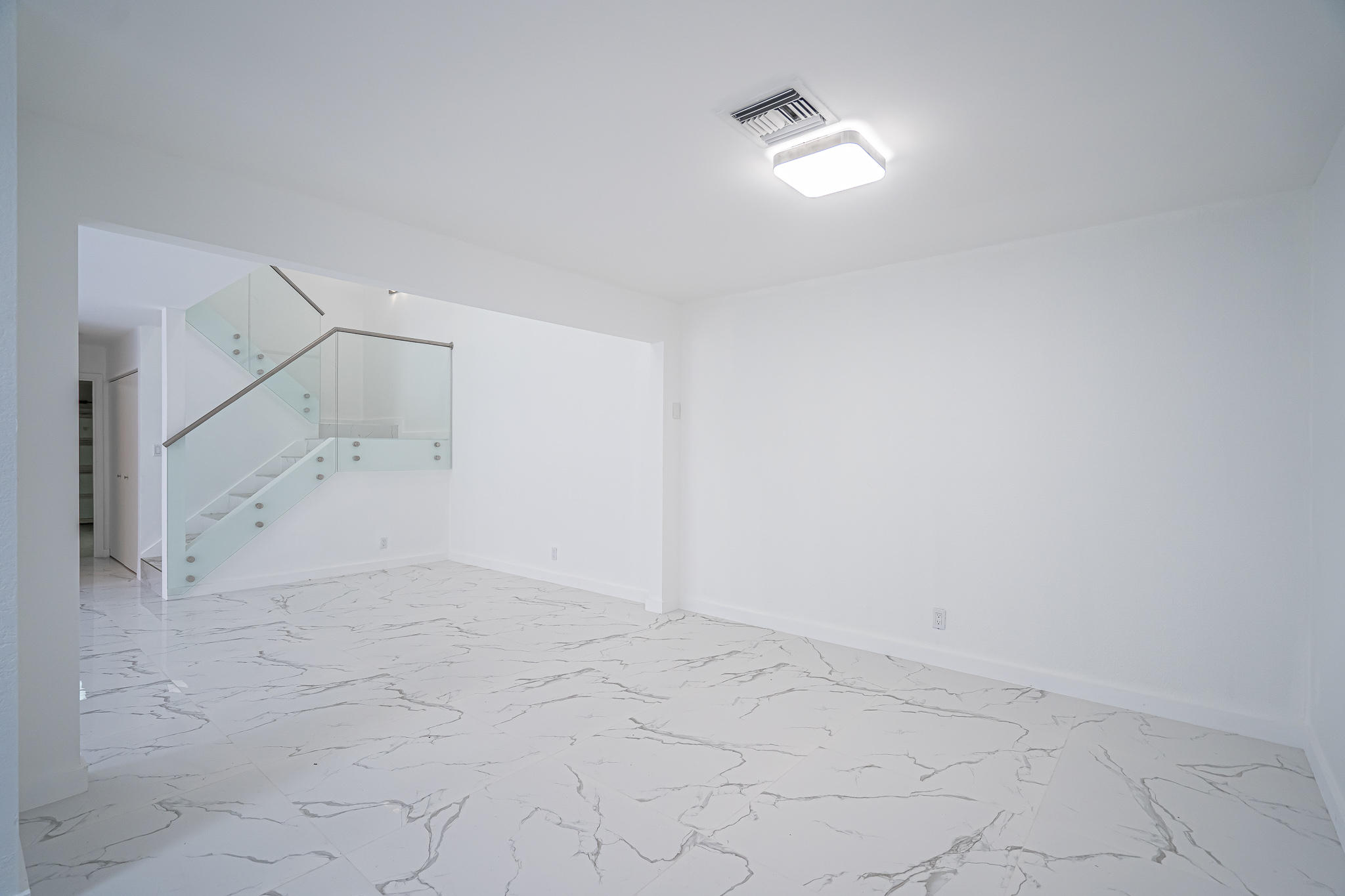 5536 Eton Court Boca Raton, FL 33486 - Photo 8 of 22 DSC09142