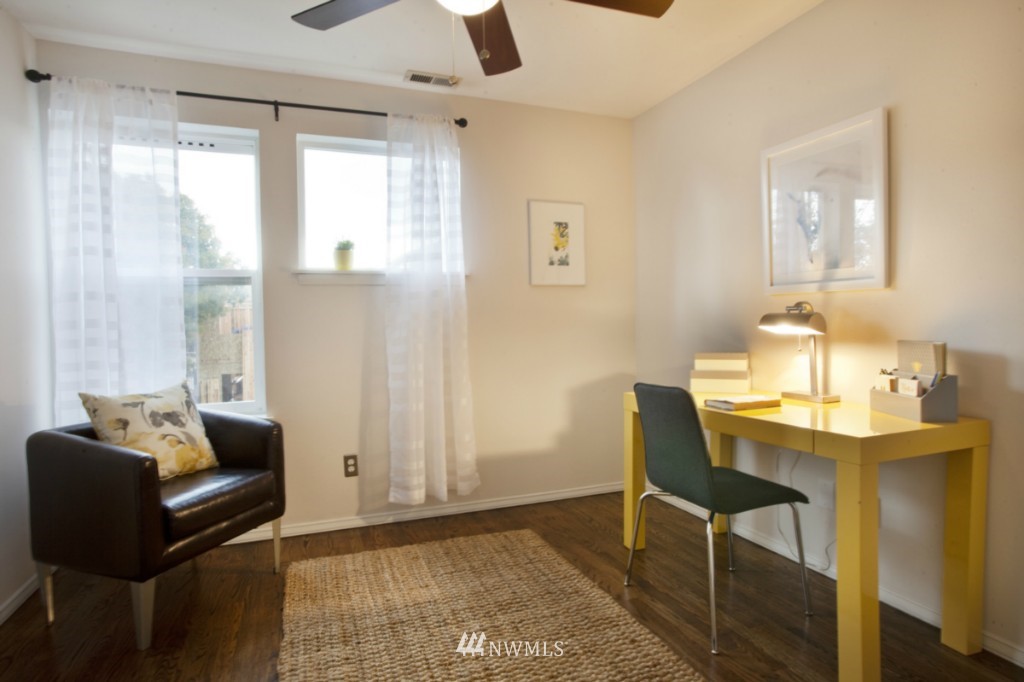 716 North 78th Street Seattle, WA 98103 - Photo 17 of 19