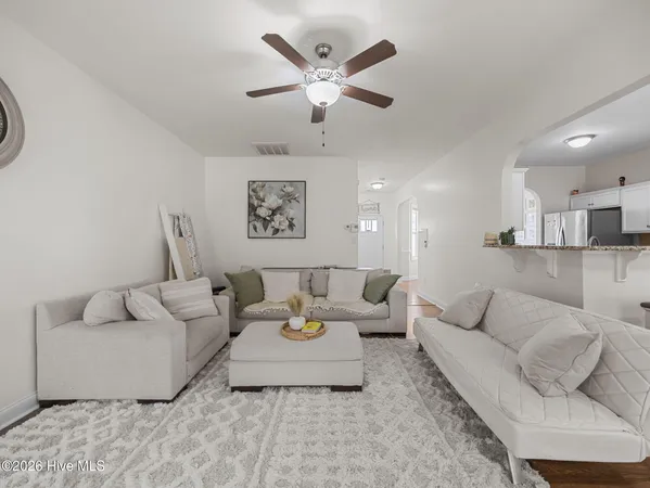 $350,000 | 704 Oleander Street, Jacksonville, NC 28540