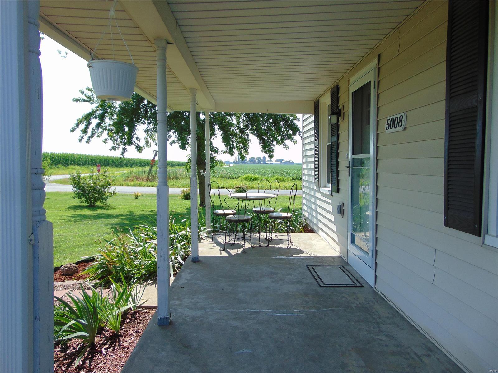 5008 Piasa Road Brighton, IL 62012 - Photo 4 of 29 Gallery Image 4