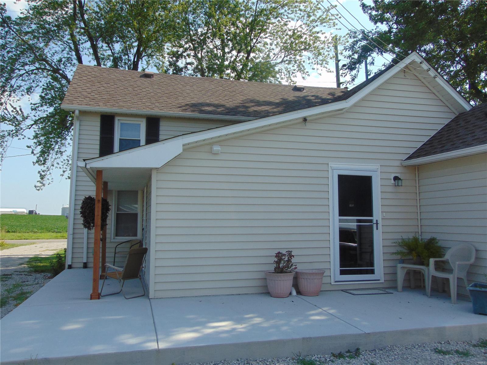 5008 Piasa Road Brighton, IL 62012 - Photo 10 of 29 Gallery Image 10