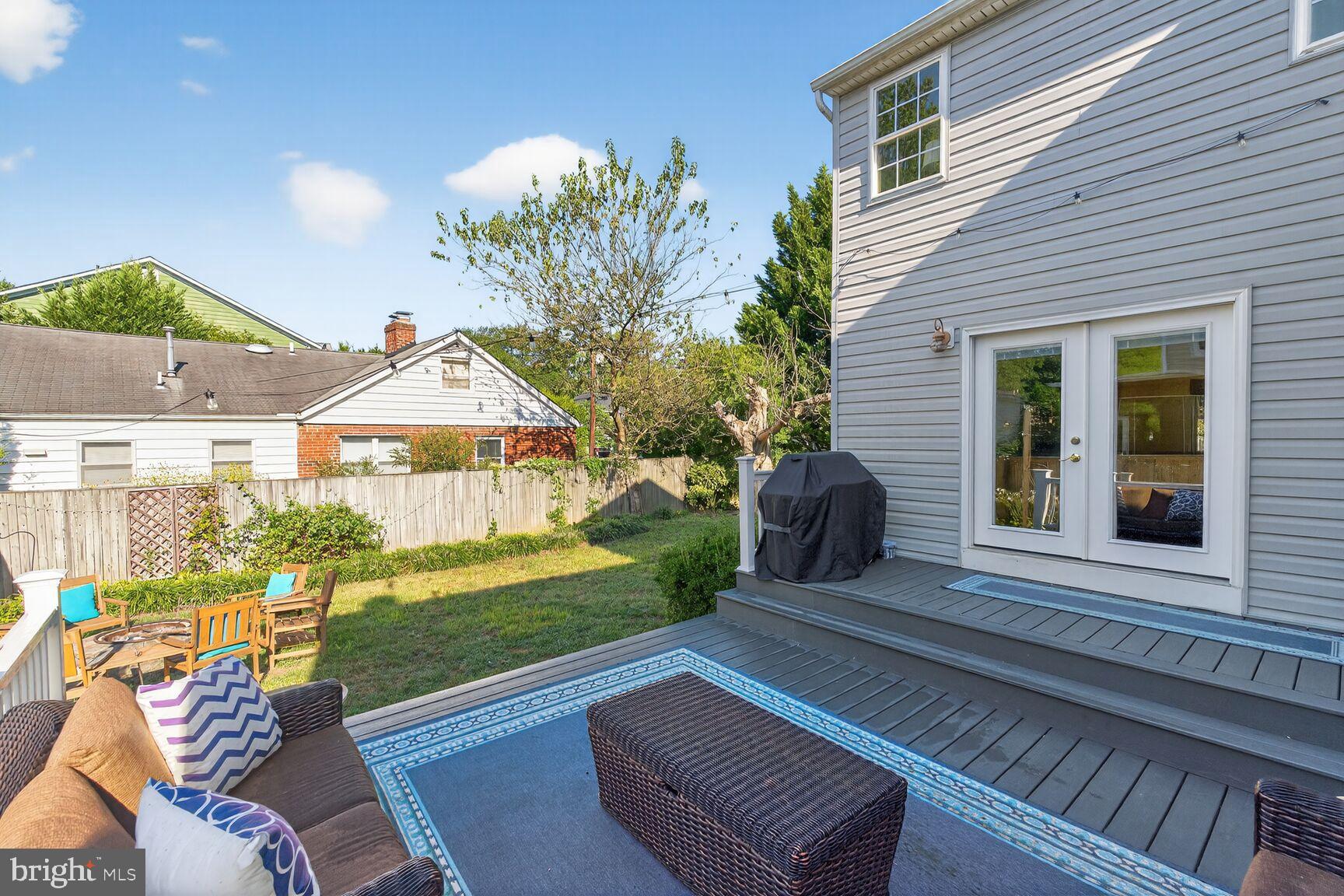 10406 Ewell Avenue Kensington, MD 20895 - Photo 4 of 42 a view of outdoor space yard and patio