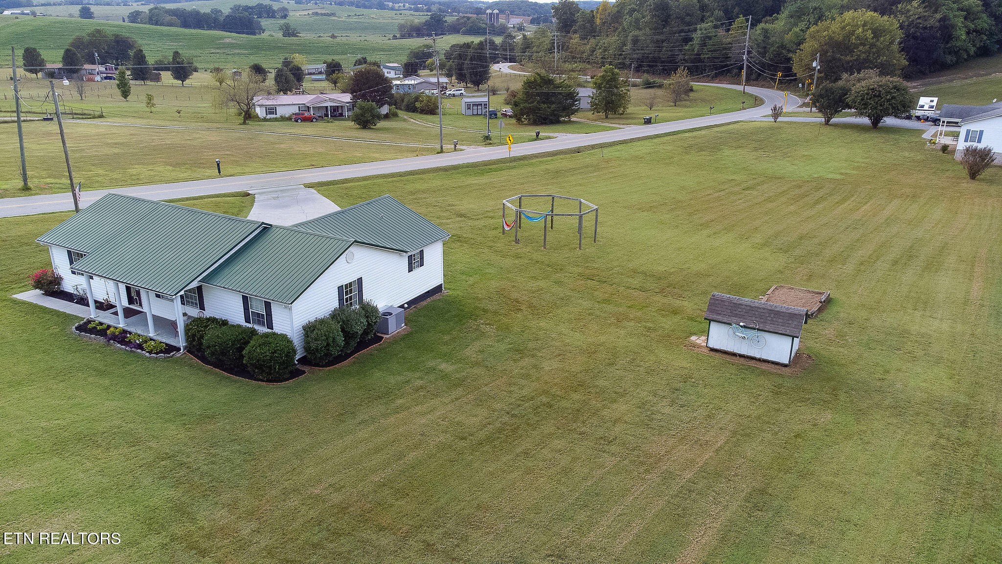 1483 Glenlock Road Sweetwater, TN 37874 - Photo 35 of 48 Gallery Image 35