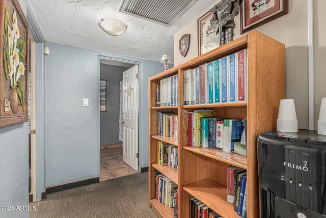 a view of an entryway with workspace