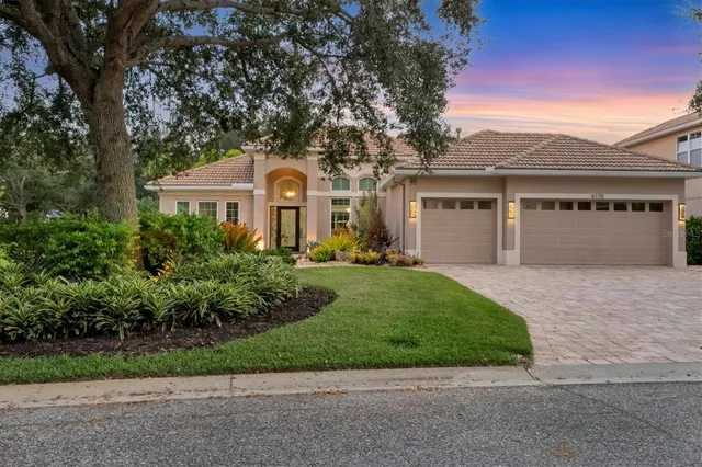 $749,000 | 6175 Palomino Circle, Bradenton, FL 34201