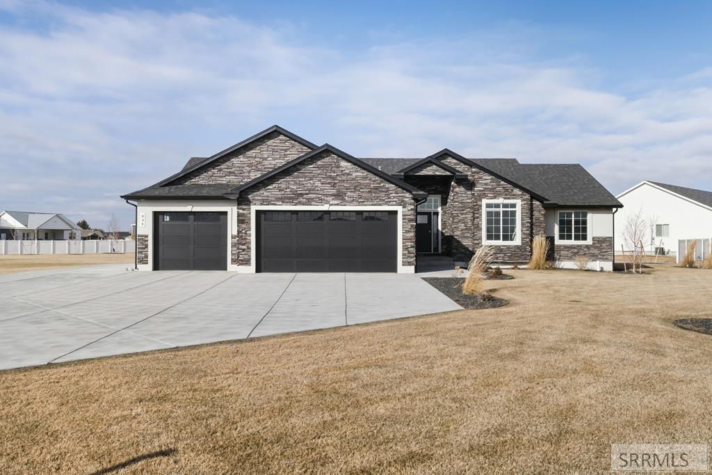 834 East 1580 North Shelley, ID 83274 - Photo 1 of 1 Main View