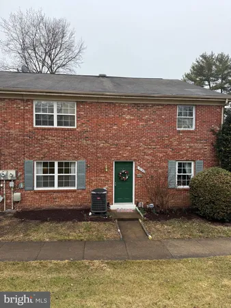 $420,000 | 9730 Hagel Circle, Lorton, VA 22079