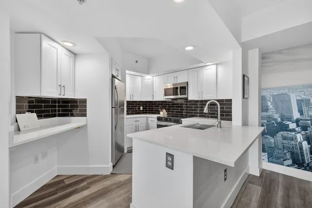 $3,500 | 110 North Federal Highway, Unit 602, Fort Lauderdale, FL 33301