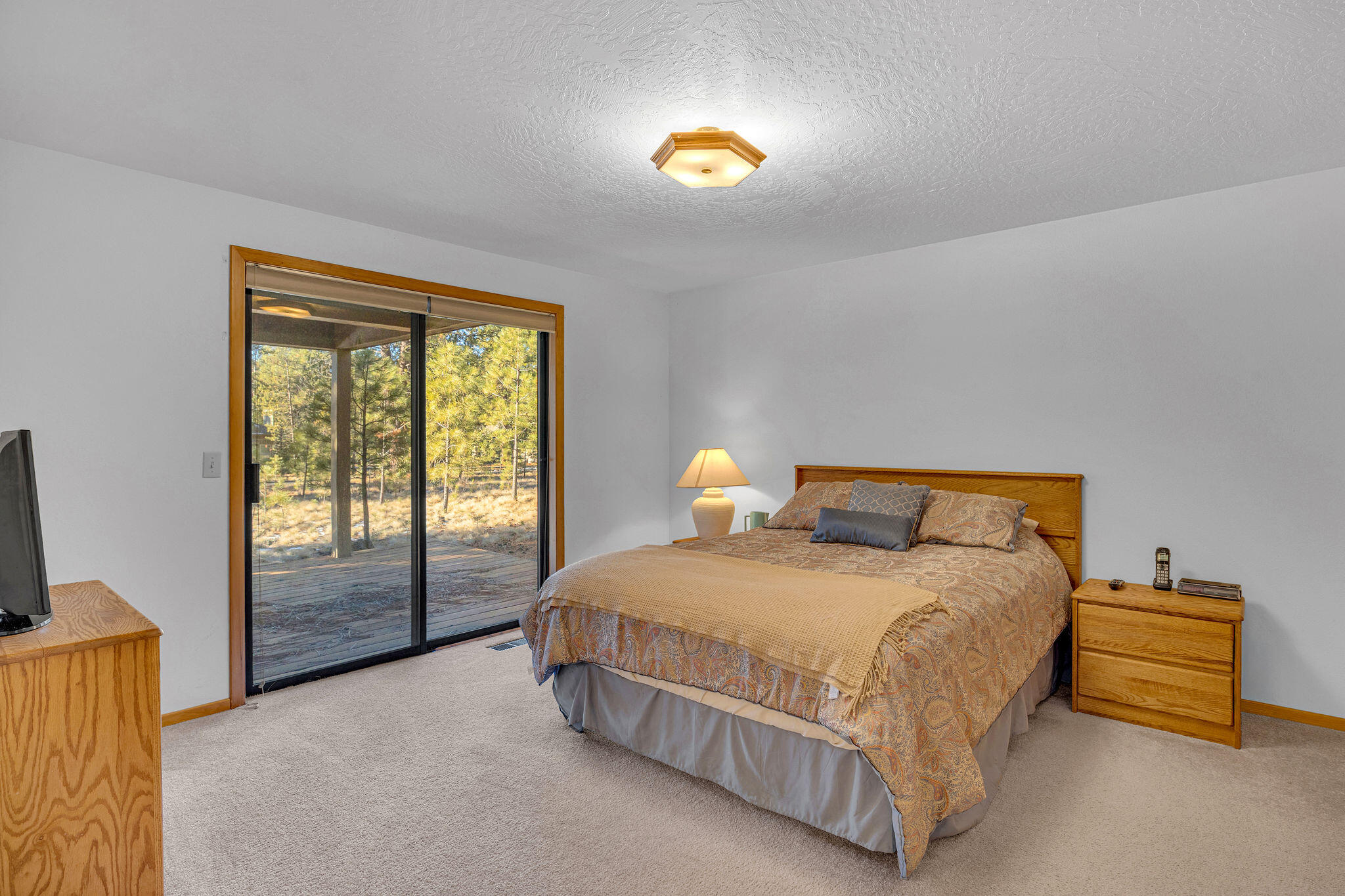 58035 Kinglet Road, Unit 16 Bend, OR 97707 - Photo 32 of 53