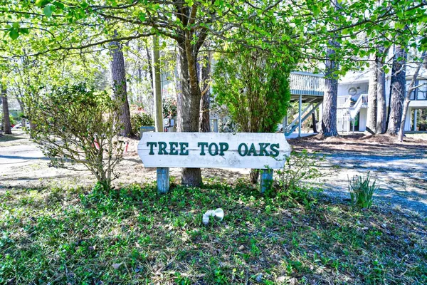 $199,000 | 742 Tall Oaks Court, Myrtle Beach, SC 29588
