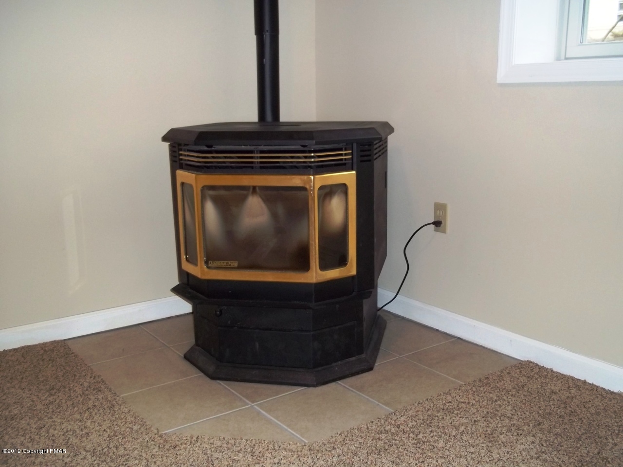 149 Balson Road Stroudsburg, PA 18360 - Photo 31 of 50 Pellet Stove in Family room