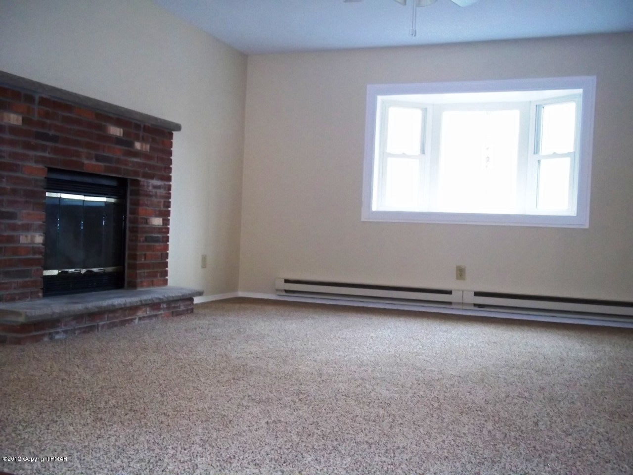 149 Balson Road Stroudsburg, PA 18360 - Photo 10 of 50 Living Room