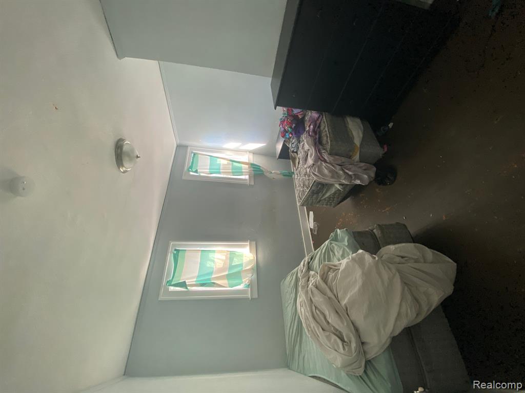 15237 Rochelle Avenue Detroit, MI 48205 - Photo 12 of 12