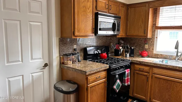 $344,900 | 1904 Cherryvale Court, Toms River, NJ 08755