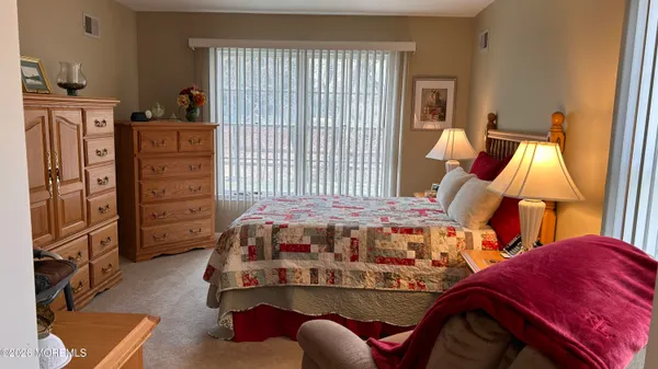 a view of a livingroom with an empty space