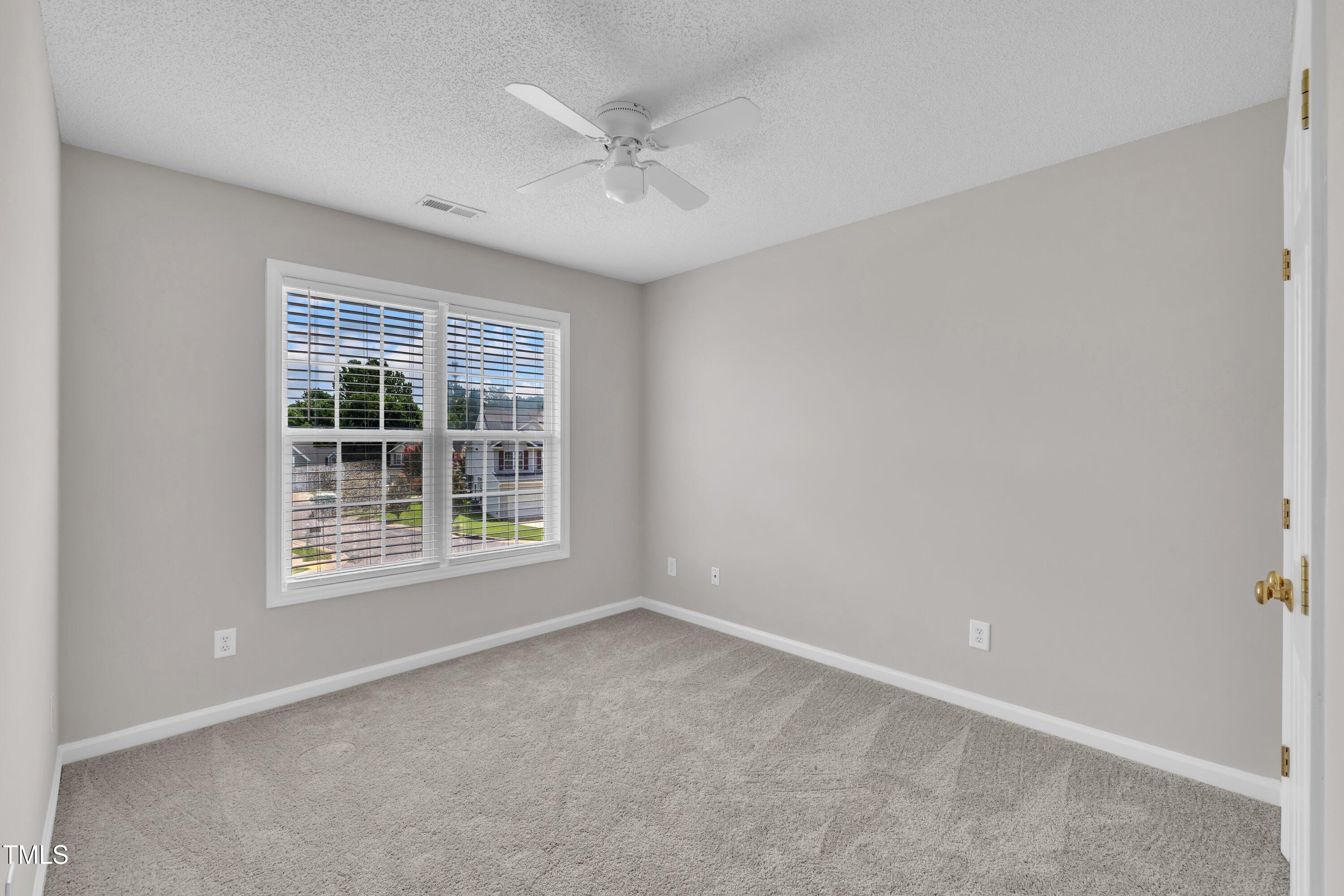 2020 Cartier Ruby Lane Raleigh, NC 27610 - Photo 28 of 36 28-2020 Cartier Ruby Ln-32