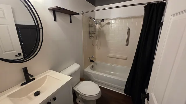 a view of empty room