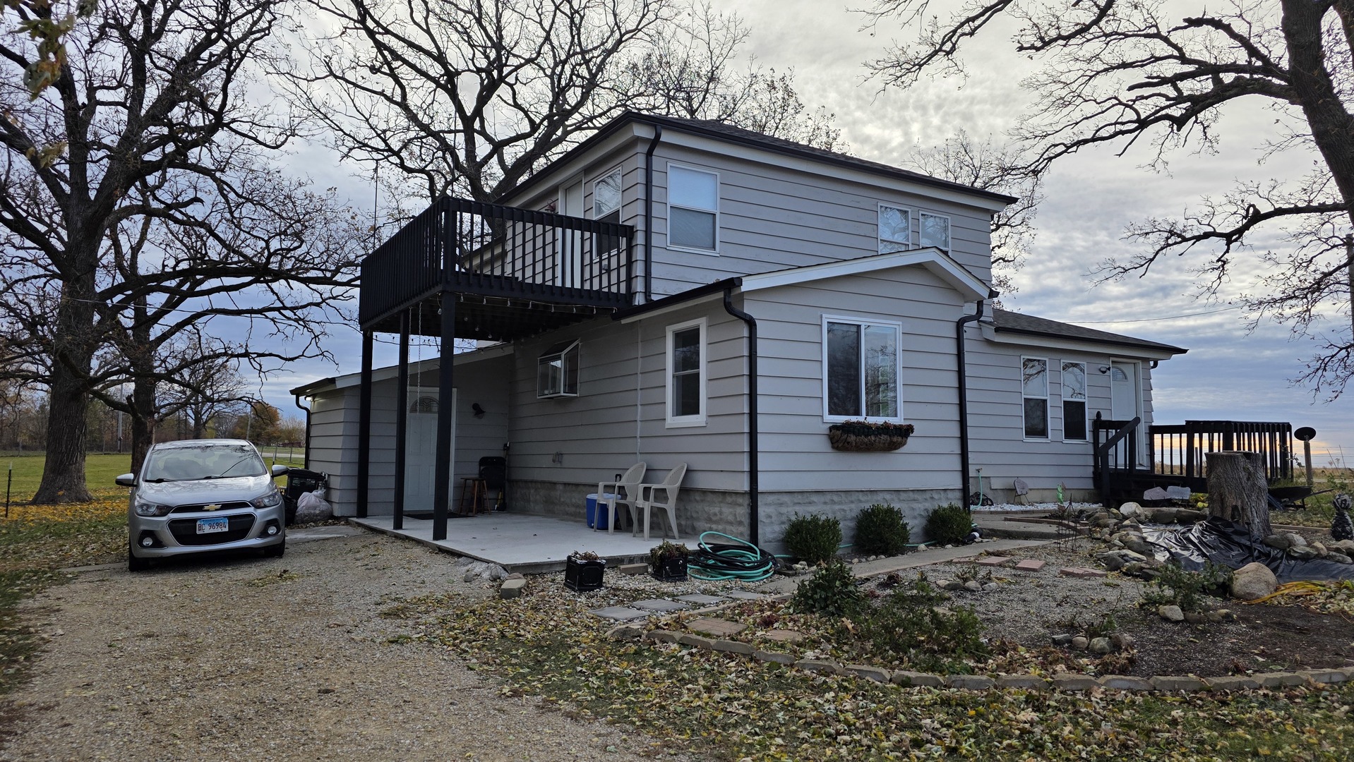 3494 Howlett Road Paw Paw, IL 61353 - Photo 17 of 21 a house view with a garden space