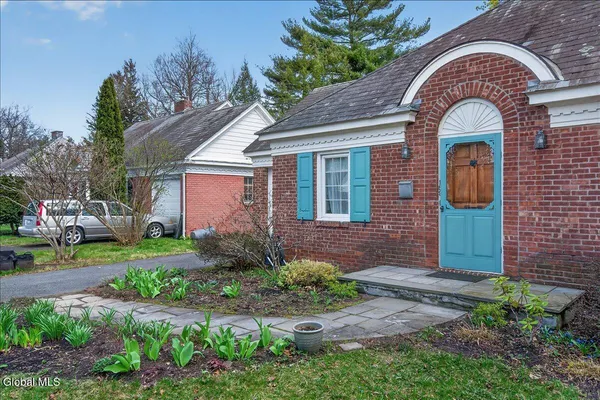 $249,000 | 189 Milner Avenue, Albany, NY 12208