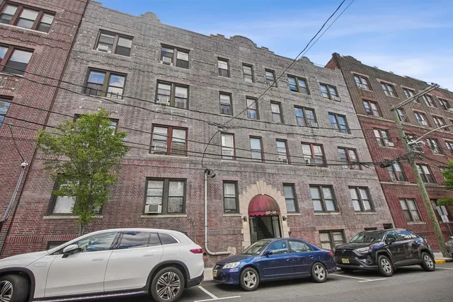 a car parked in front of a building