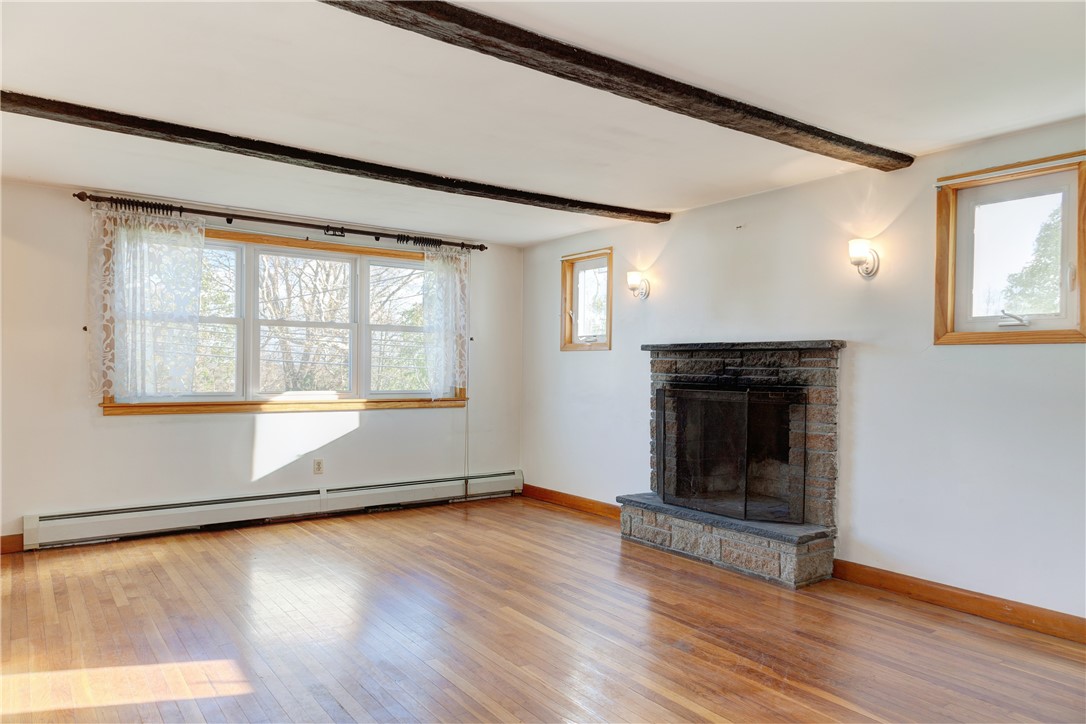 1882 East Main Road Portsmouth, RI 02871 - Photo 5 of 20 Gallery Image 5
