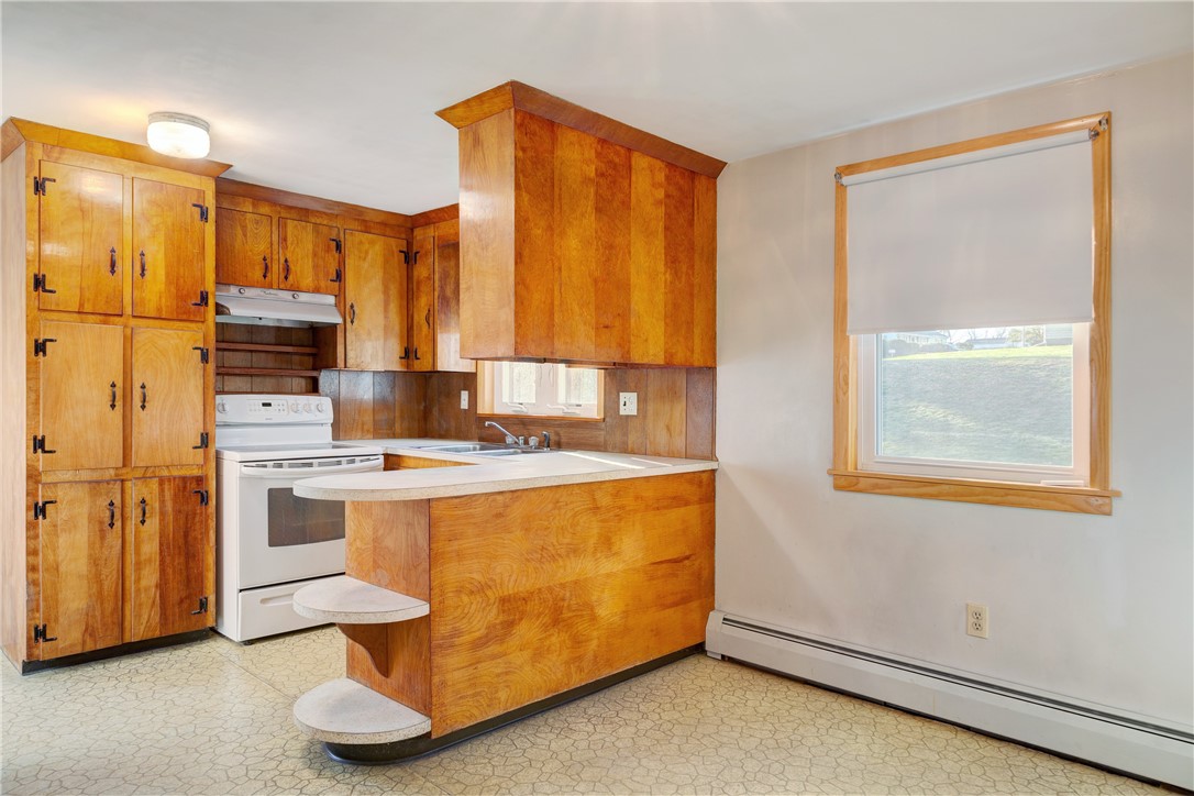 1882 East Main Road Portsmouth, RI 02871 - Photo 7 of 20 Gallery Image 7
