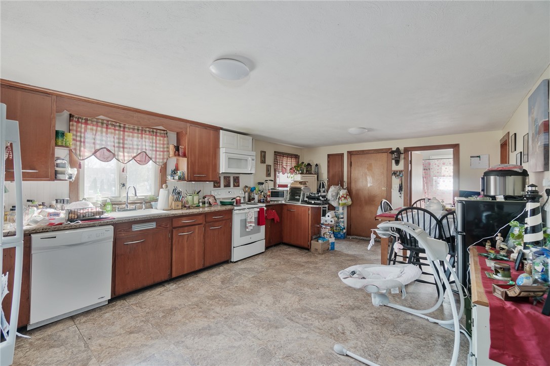 1191 Logee Street Woonsocket, RI 02895 - Photo 7 of 15 Gallery Image 7