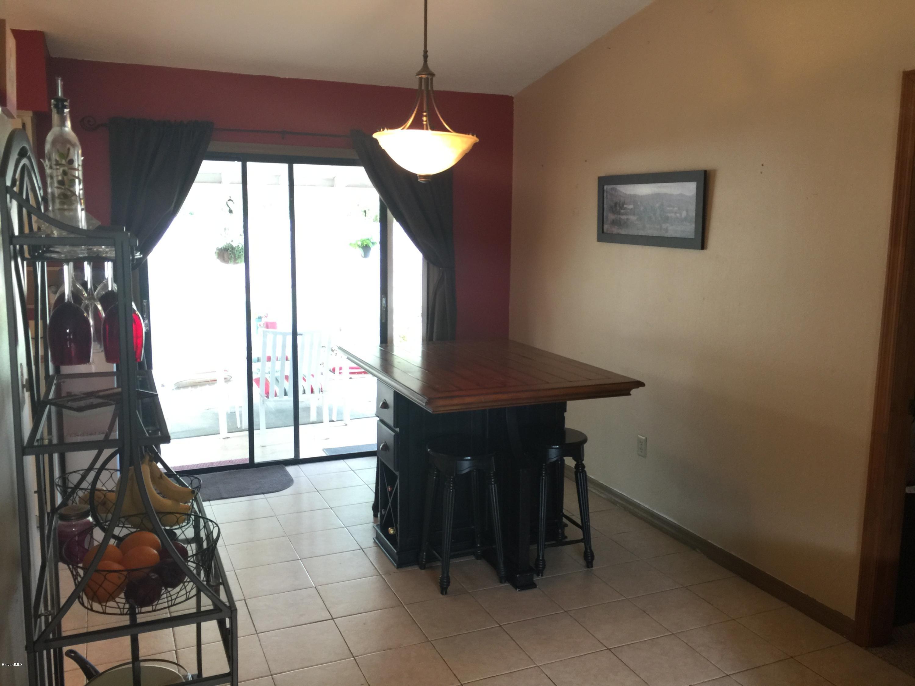 232 Tipton Road Southwest Palm Bay, FL 32908 - Photo 6 of 21 DINING AREA
