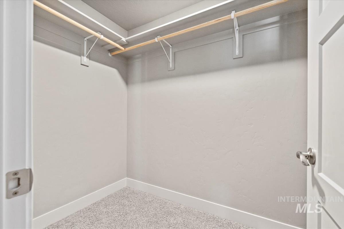 2791 West Palouse Street Boise, ID 83705 - Photo 16 of 26 View of spacious closet