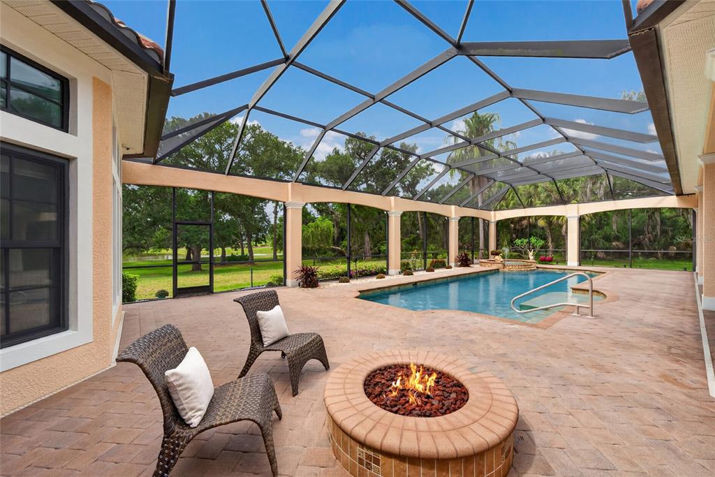 13718 Matanzas Place Lakewood Ranch, FL 34202 - Photo 3 of 67