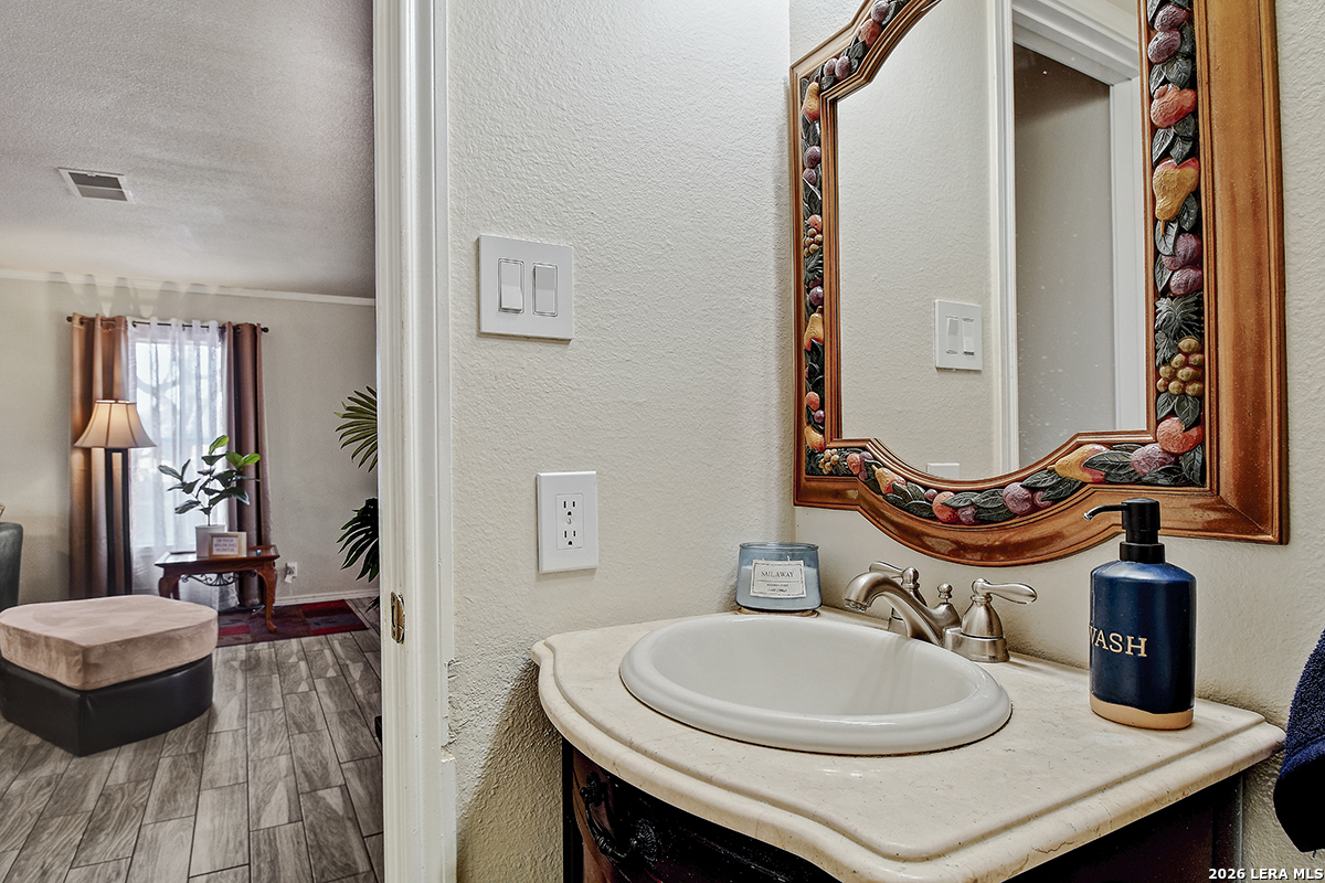 8414 Point Quail San Antonio, TX 78250 - Photo 15 of 27
