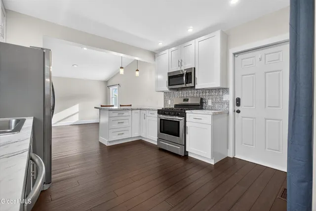 $249,900 | 17 Murdock Avenue, Glens Falls, NY 12801