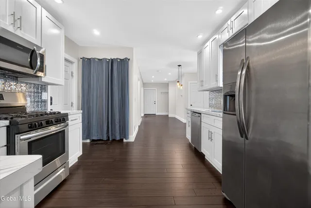 $249,900 | 17 Murdock Avenue, Glens Falls, NY 12801