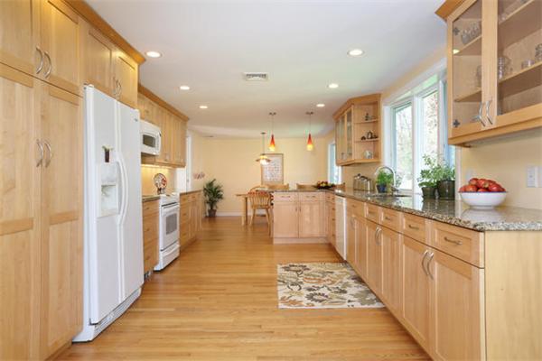 98 Shaw Road Belmont, MA 02478 - Photo 3 of 8 Gallery Image 3